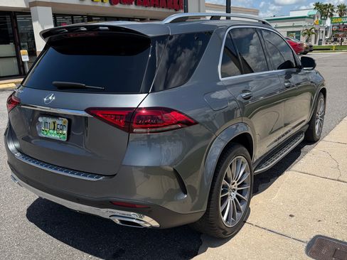 Used 2022 Mercedes-Benz GLE 350 image 2