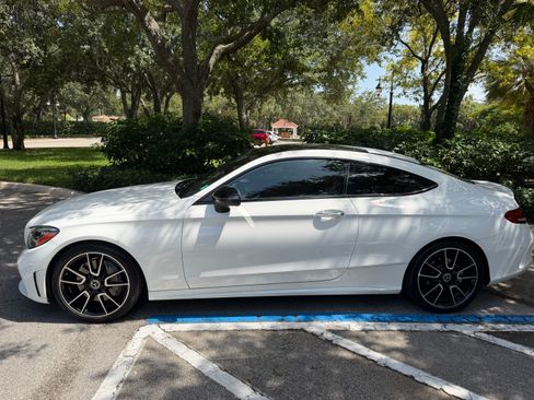 Used 2019 Mercedes-Benz C 300 Coupe image 4