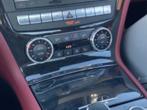 Used 2018 Mercedes-Benz SL 450 image 12