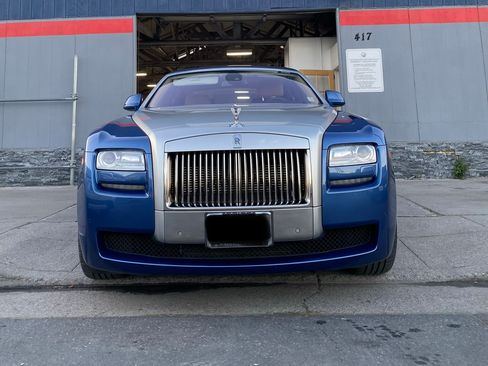 Used 2012 Rolls-Royce Ghost Sedan 4D image 2