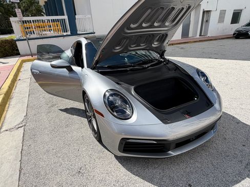 Used 2020 Porsche 911 Carrera S image 10