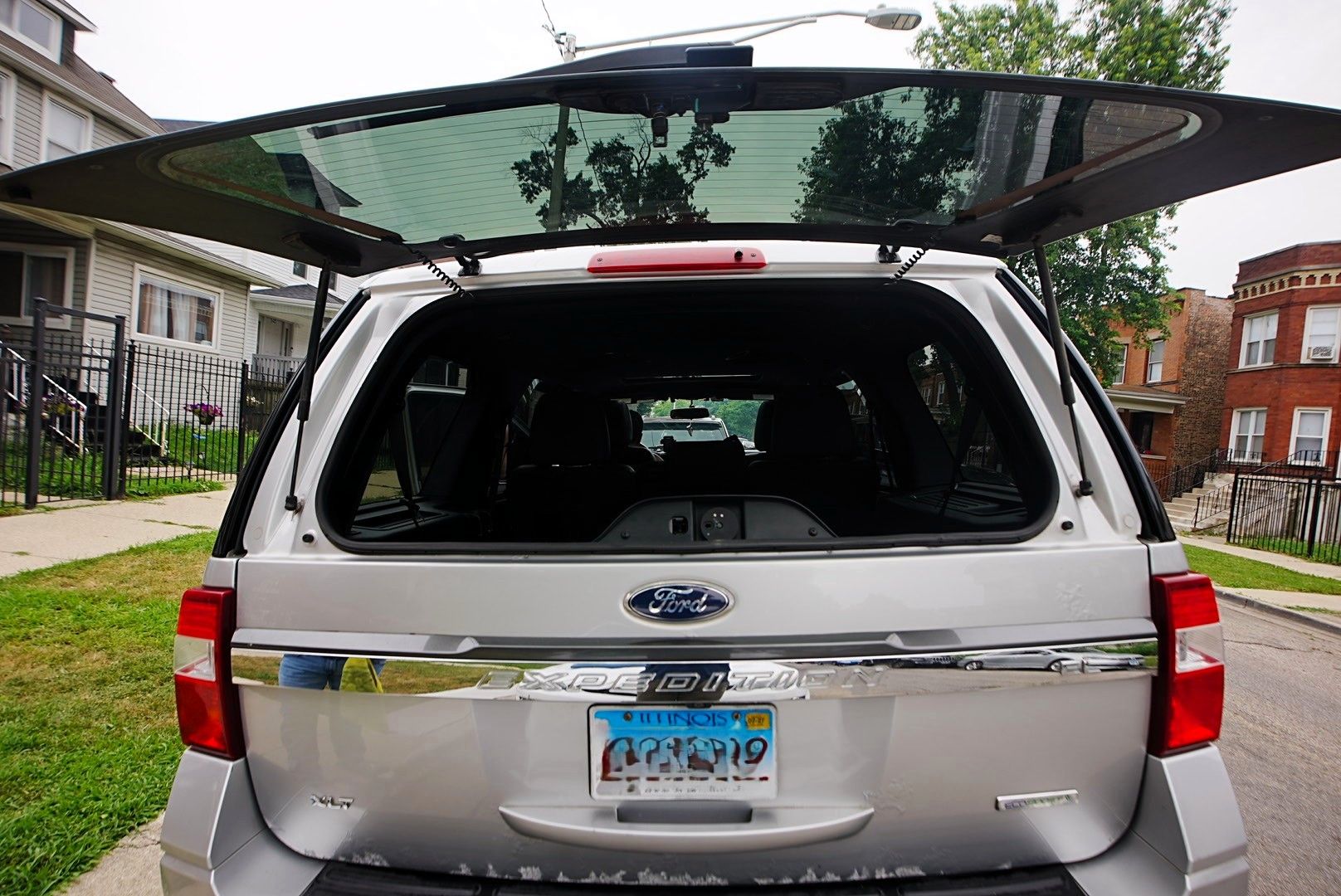 Used 2016 Ford Expedition XLT AWD/4WD image 13