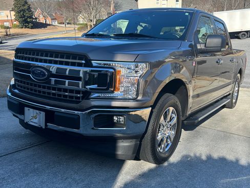 Used 2018 Ford F150 XLT w/ Equipment Group 301A Mid image 1