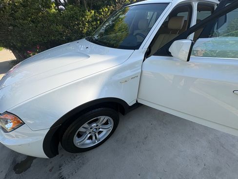 Used 2006 BMW X3 3.0i image 2