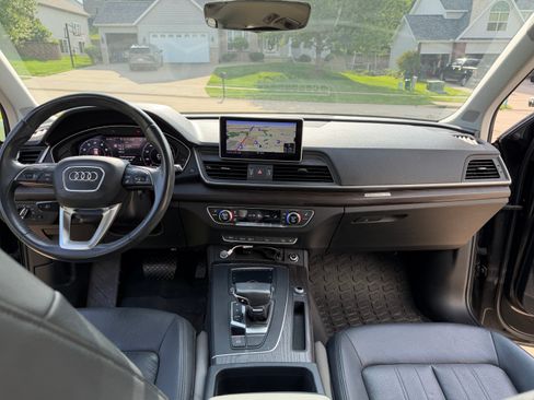 Used 2018 Audi Q5 2.0T Premium Plus AWD/4WD image 10