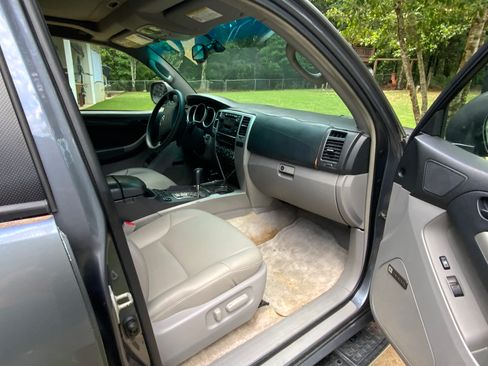 Used 2004 Toyota 4Runner Limited RWD image 19