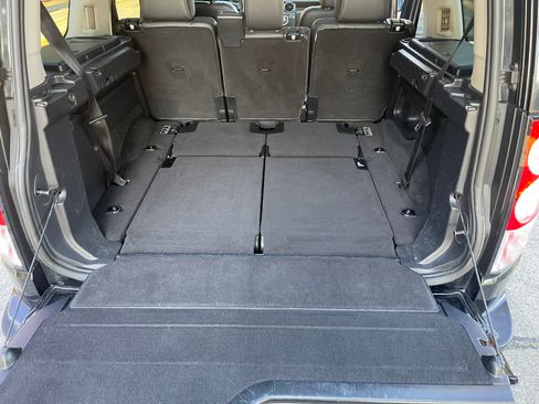 Used 2011 Land Rover LR4 HSE AWD/4WD image 28
