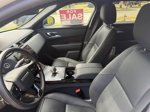 Used 2026 Land Rover Range Rover Velar Dynamic SE image 9