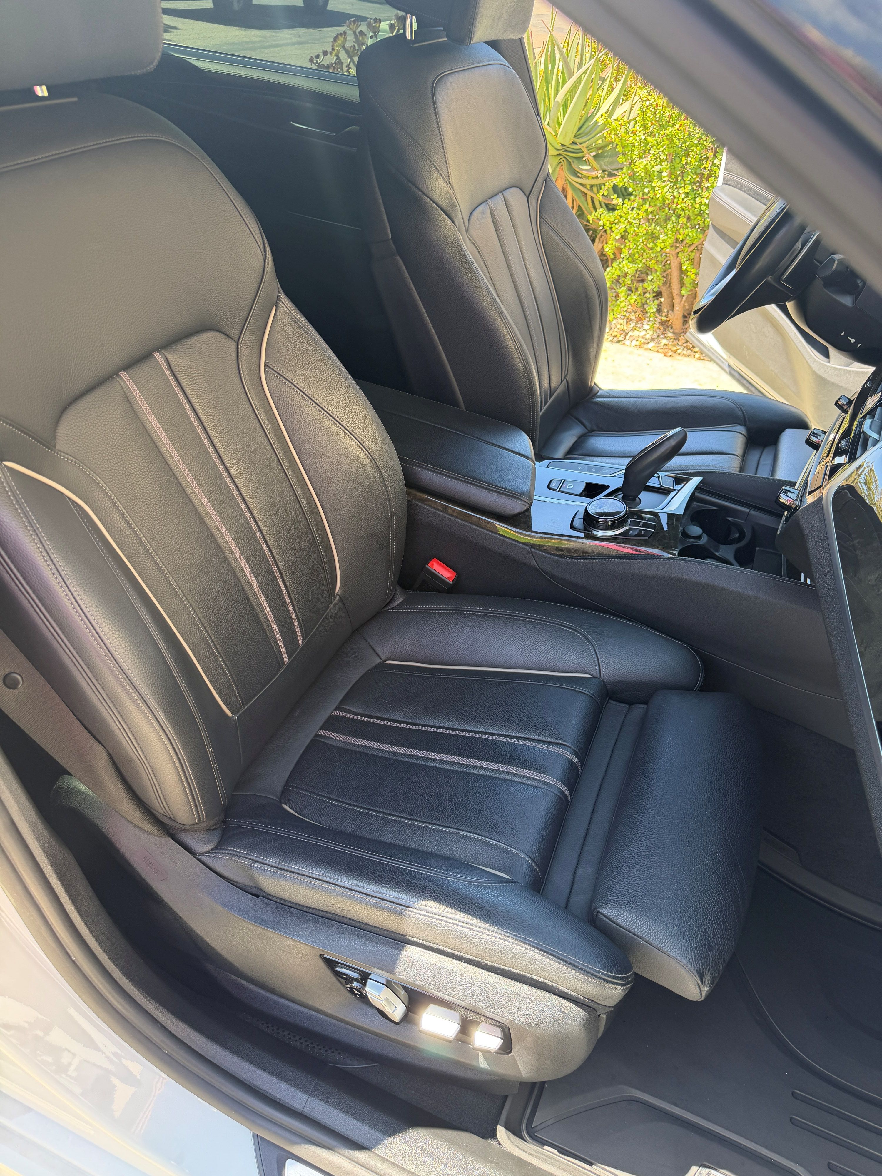 Used 2018 BMW 640i Gran Turismo xDrive AWD/4WD image 10