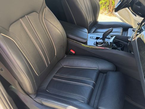 Used 2018 BMW 640i Gran Turismo xDrive AWD/4WD image 10