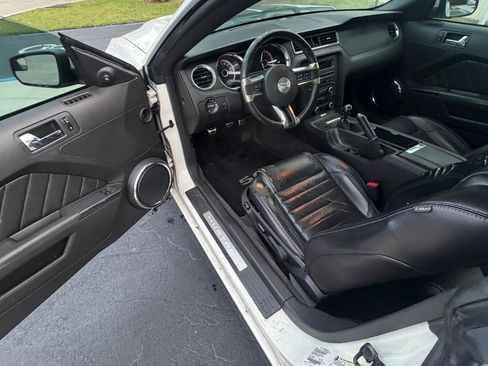 Used 2013 Ford Mustang GT Premium RWD image 9