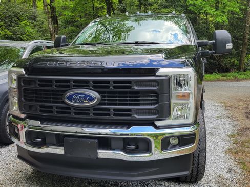 Used 2024 Ford F350 XL w/ FX4 Off-Road Package image 12