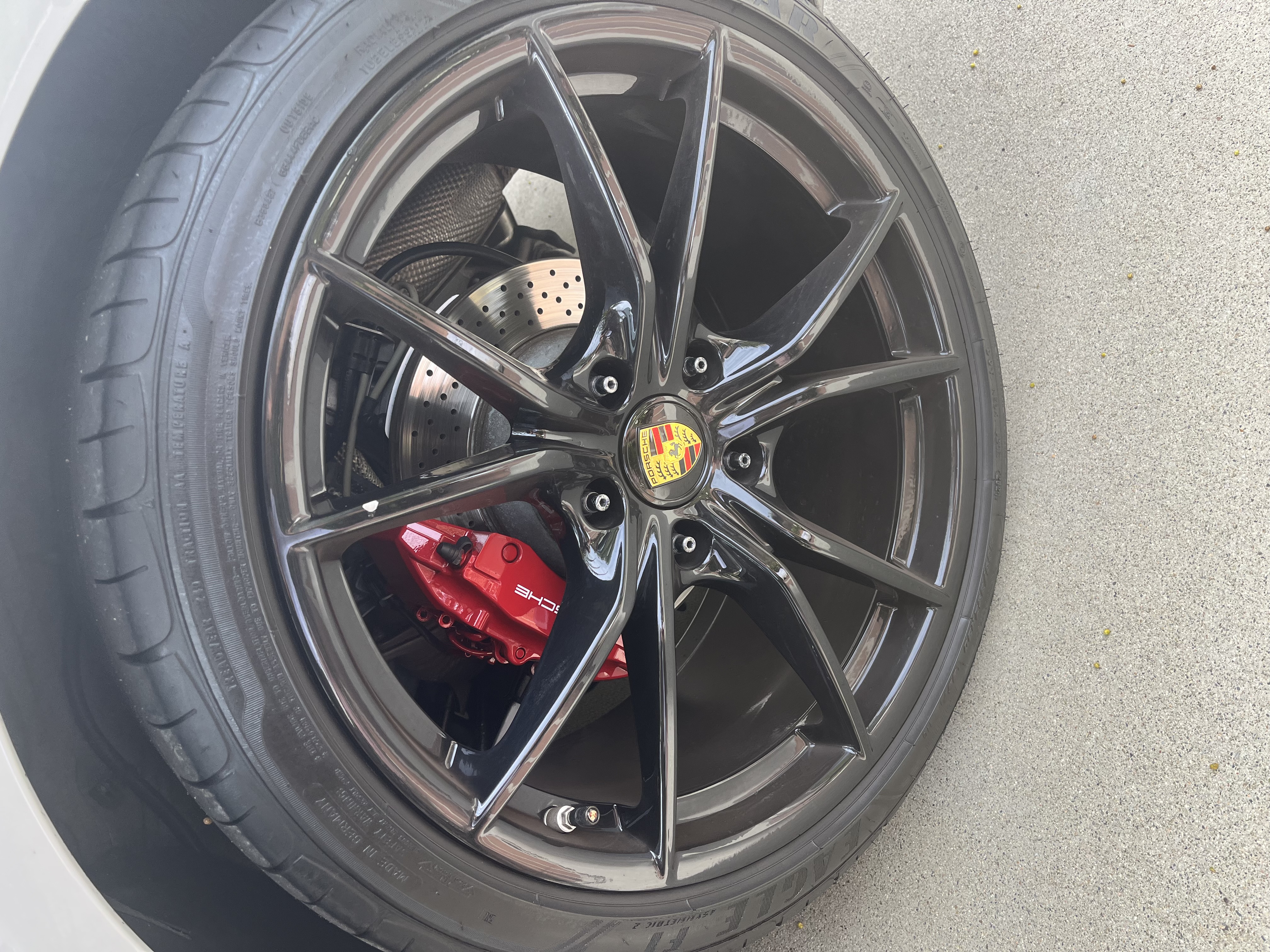 Used 2019 Porsche 718 Cayman RWD image 8