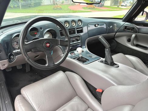 Used 1995 Dodge Viper RT/10 image 15
