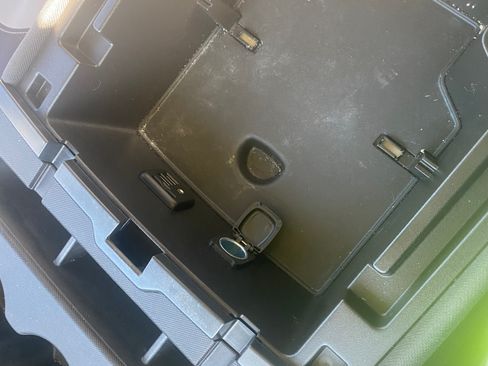 Used 2014 GMC Sierra 1500 SLE w/ SLE Value Package image 16