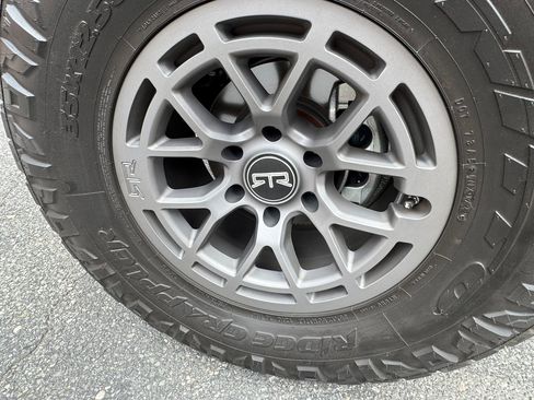 Used 2022 Ford Bronco Wildtrak image 10