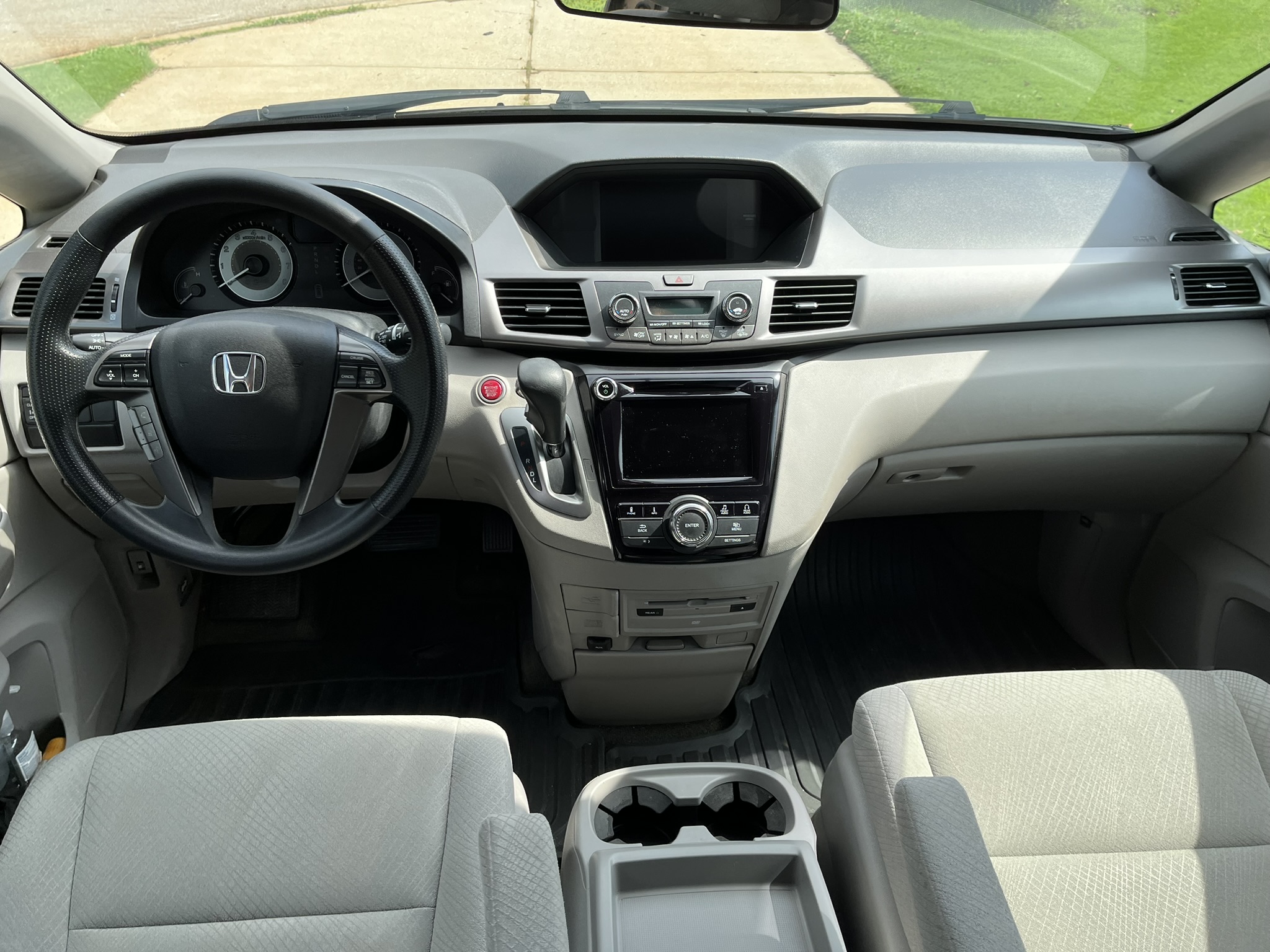 Used 2016 Honda Odyssey SE image 19