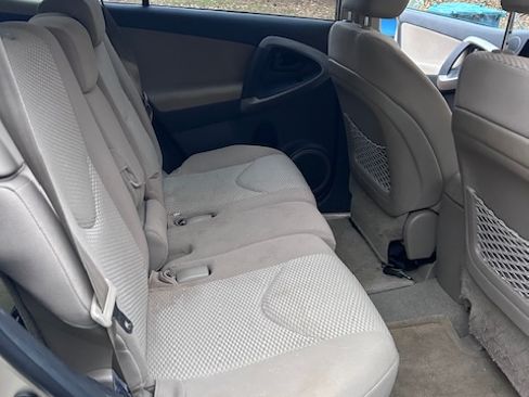 Used 2007 Toyota RAV4 Limited image 12