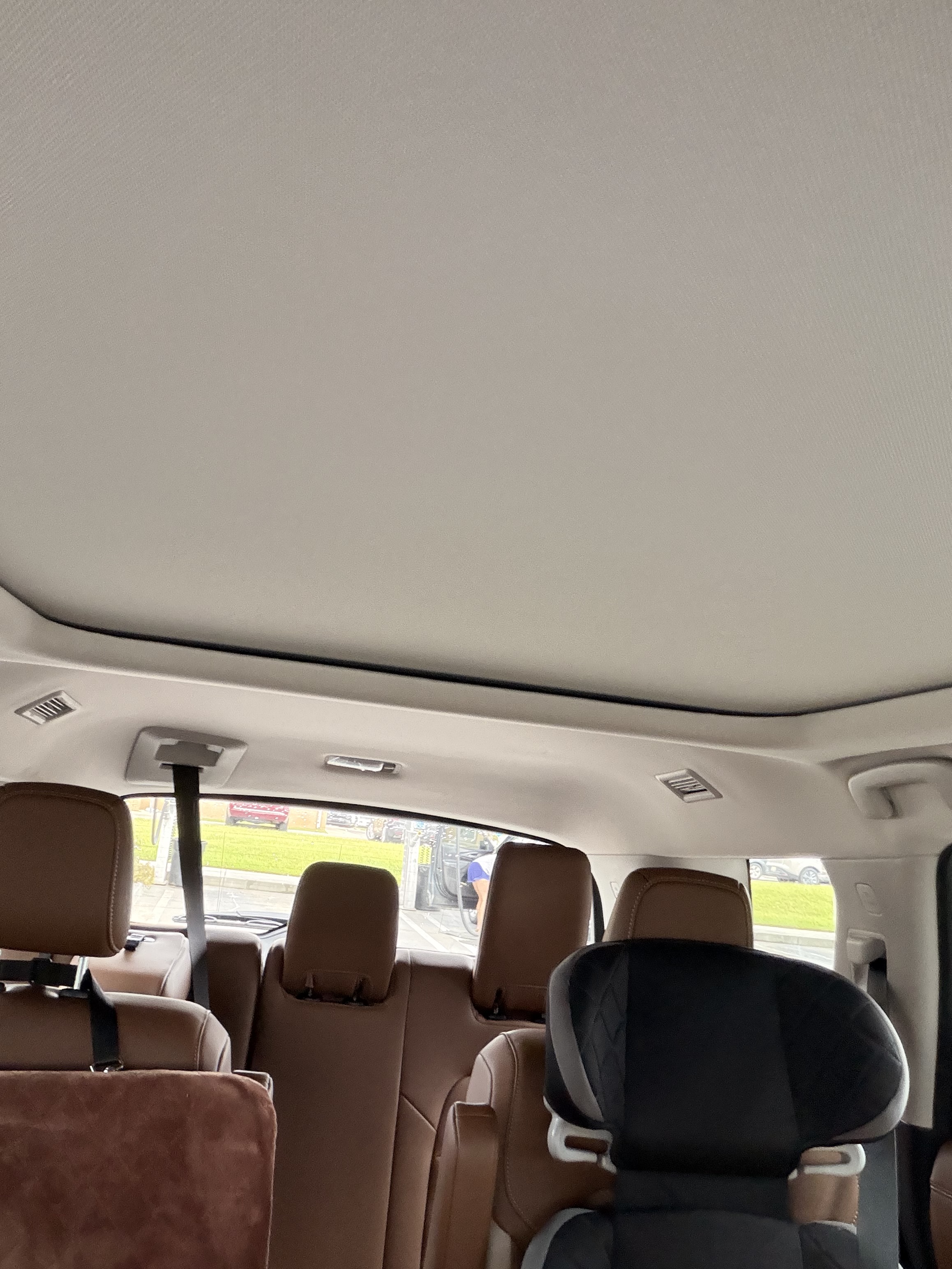 Used 2026 Nissan Pathfinder Platinum AWD/4WD image 4