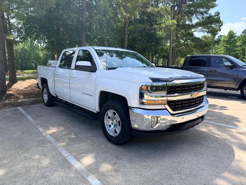 Used 2017 Chevrolet Silverado 1500 LT w/ All Star Edition RWD image 8