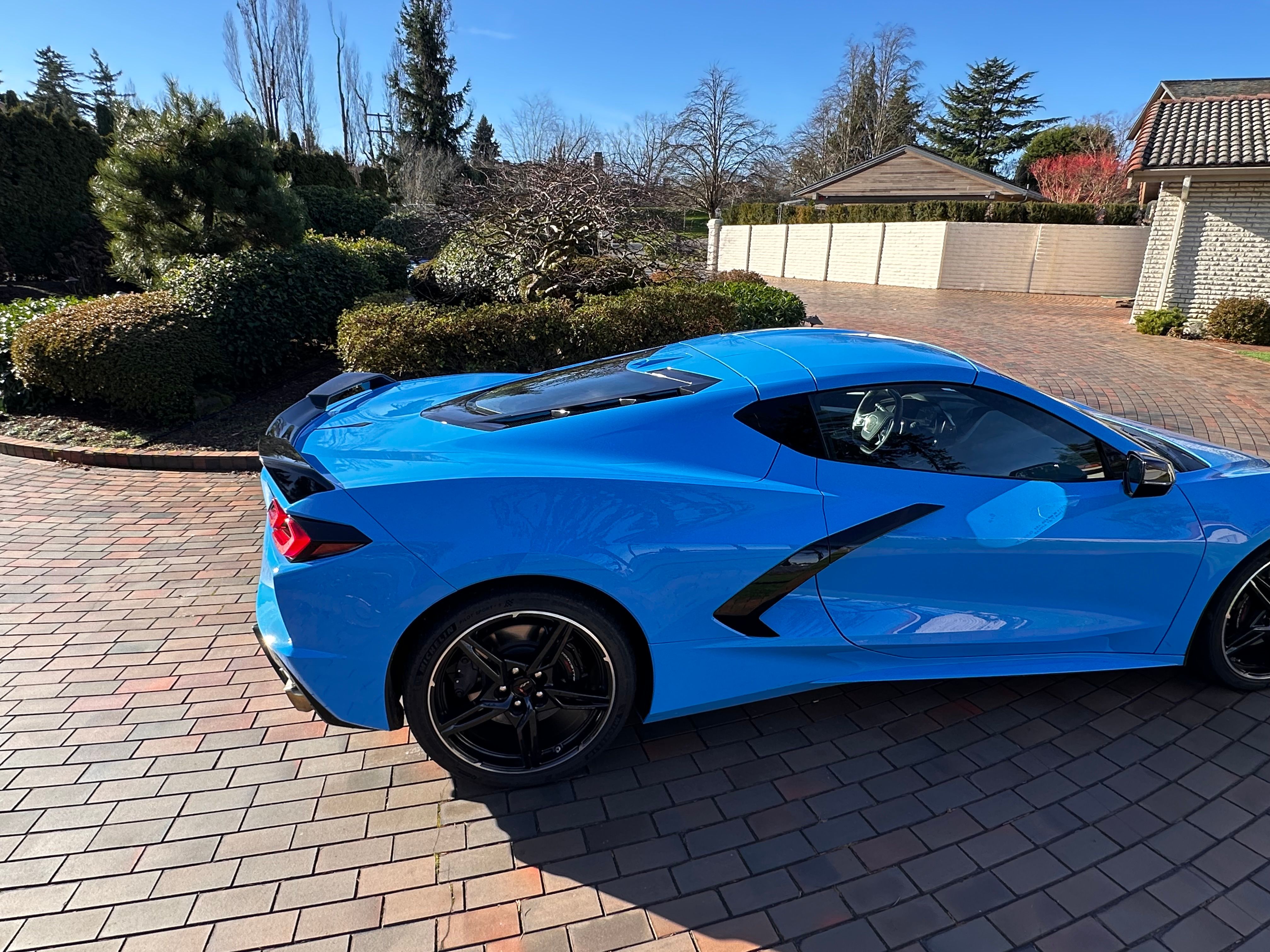 Used 2020 Chevrolet Corvette Stingray Premium Cpe w/ 3LT Preferred Equipment Group RWD image 9