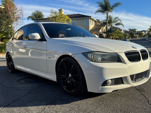 Used 2010 BMW 335i Sedan image 2