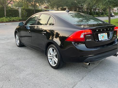 Used 2013 Volvo S60 T5 image 8