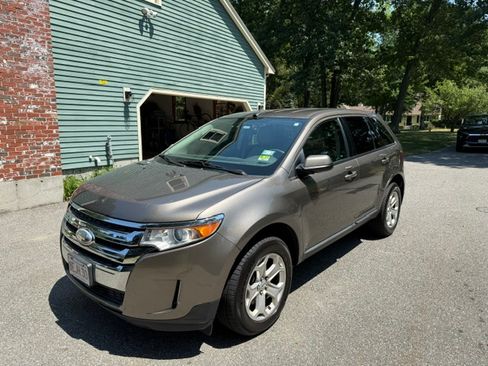 Used 2013 Ford Edge SEL FWD image 2