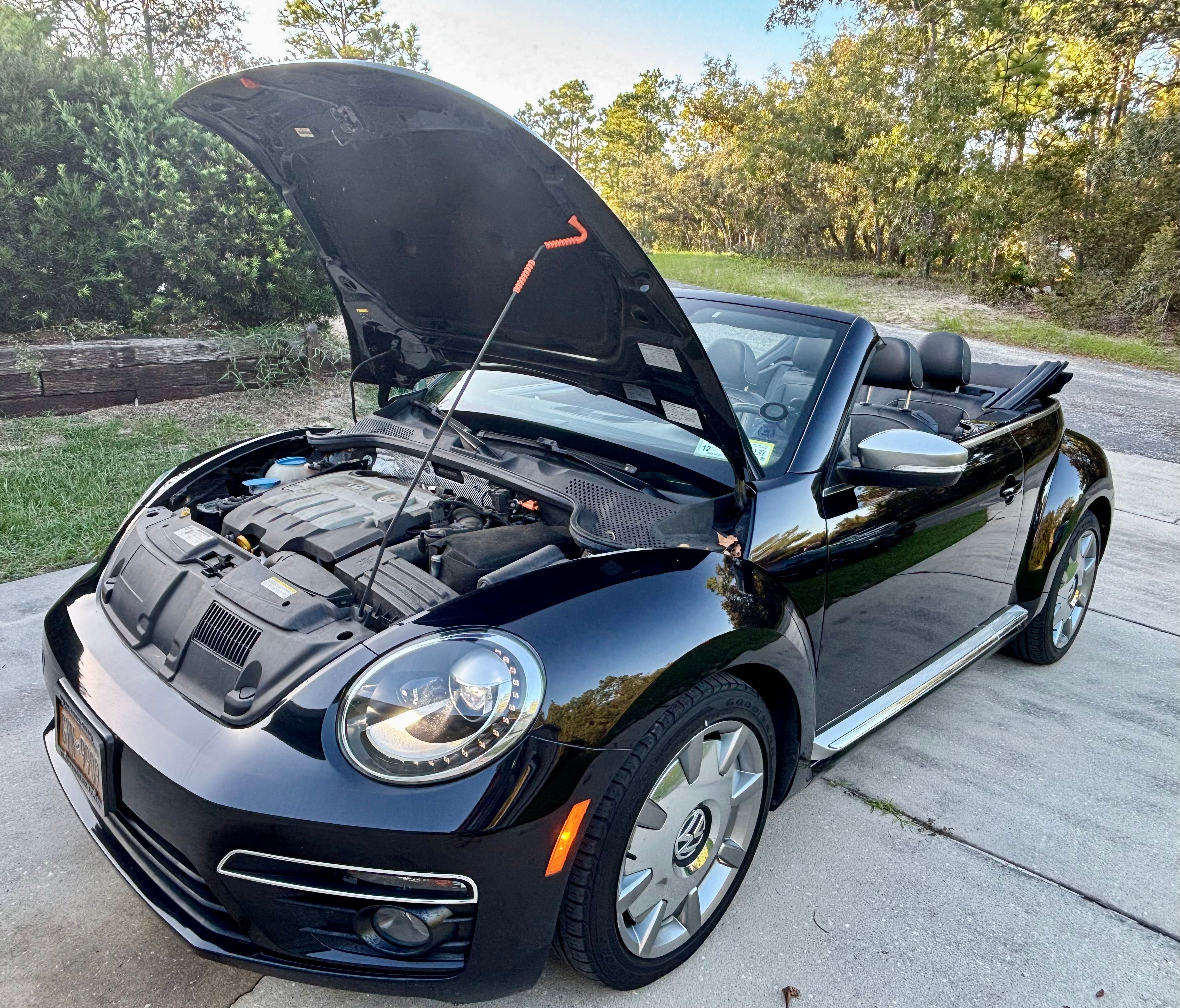 Used 2014 Volkswagen Beetle TDI FWD image 20