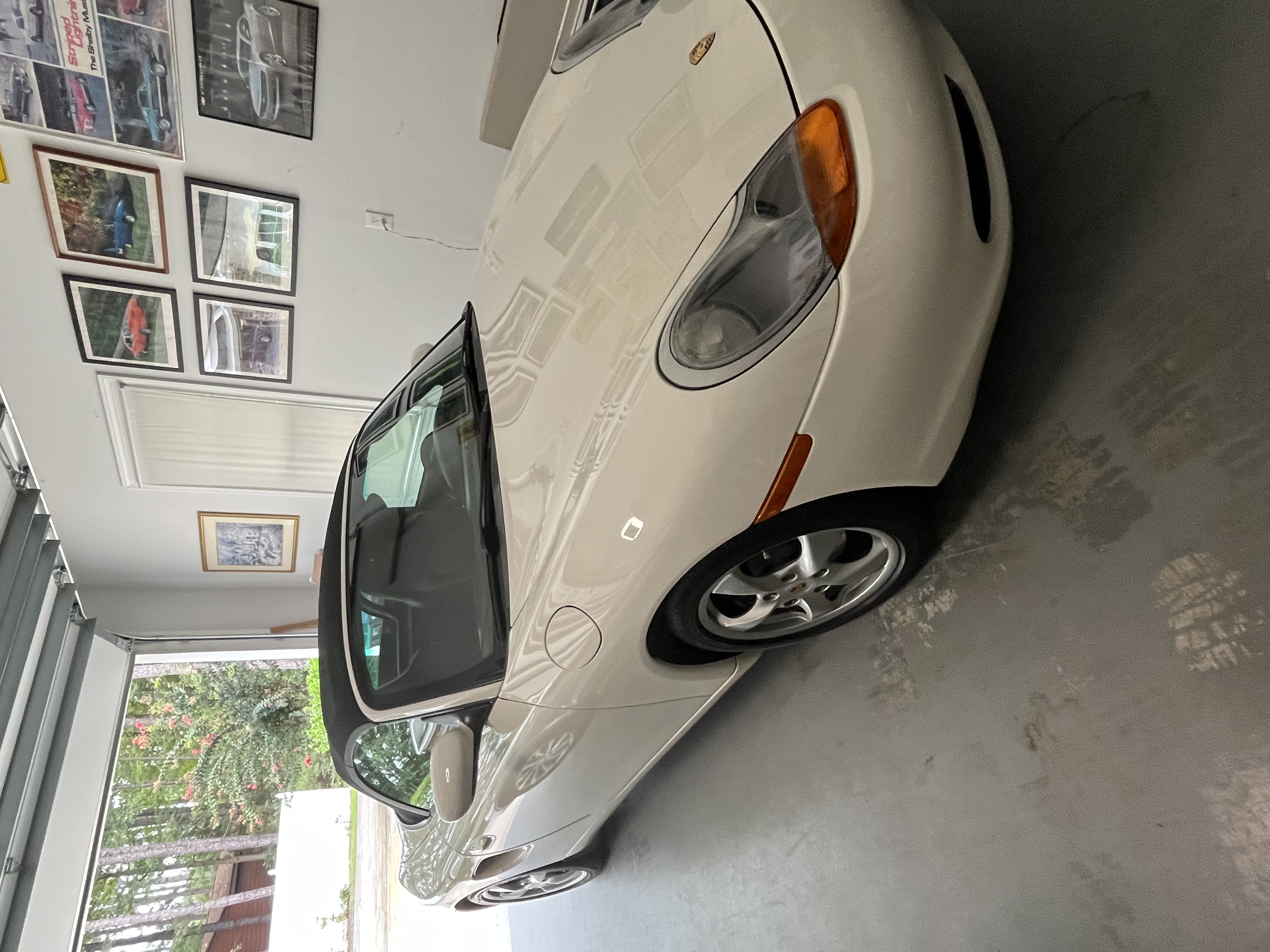 Used 2001 Porsche Boxster RWD image 2