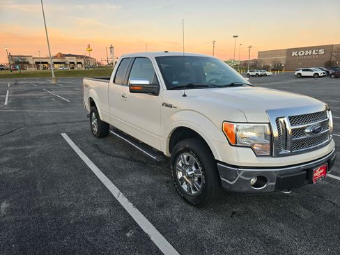 Used 2012 Ford F150 Lariat w/ Lariat Chrome Pkg image 2