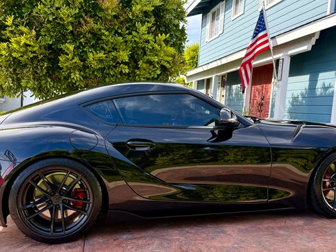 Used 2022 Toyota Supra Premium w/ Driver Assist Package image 4