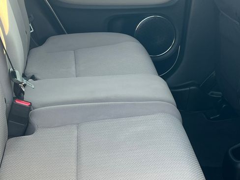 Used 2016 Honda HR-V EX image 17