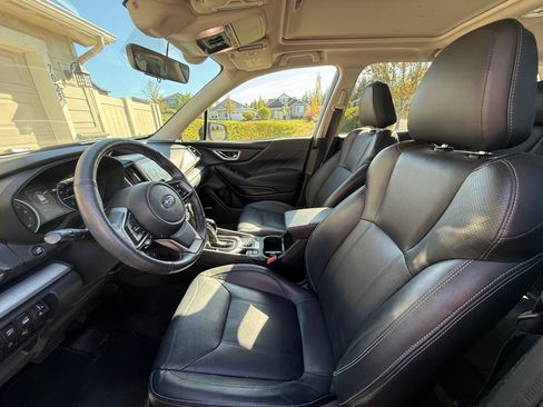 Used 2019 Subaru Forester Limited w/ Popular Package #3 AWD/4WD image 12