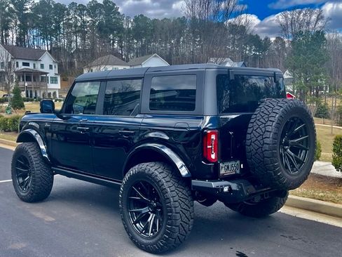 Used 2023 Ford Bronco Outer Banks image 4