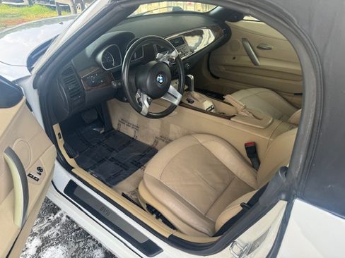 Used 2008 BMW Z4 3.0i image 1