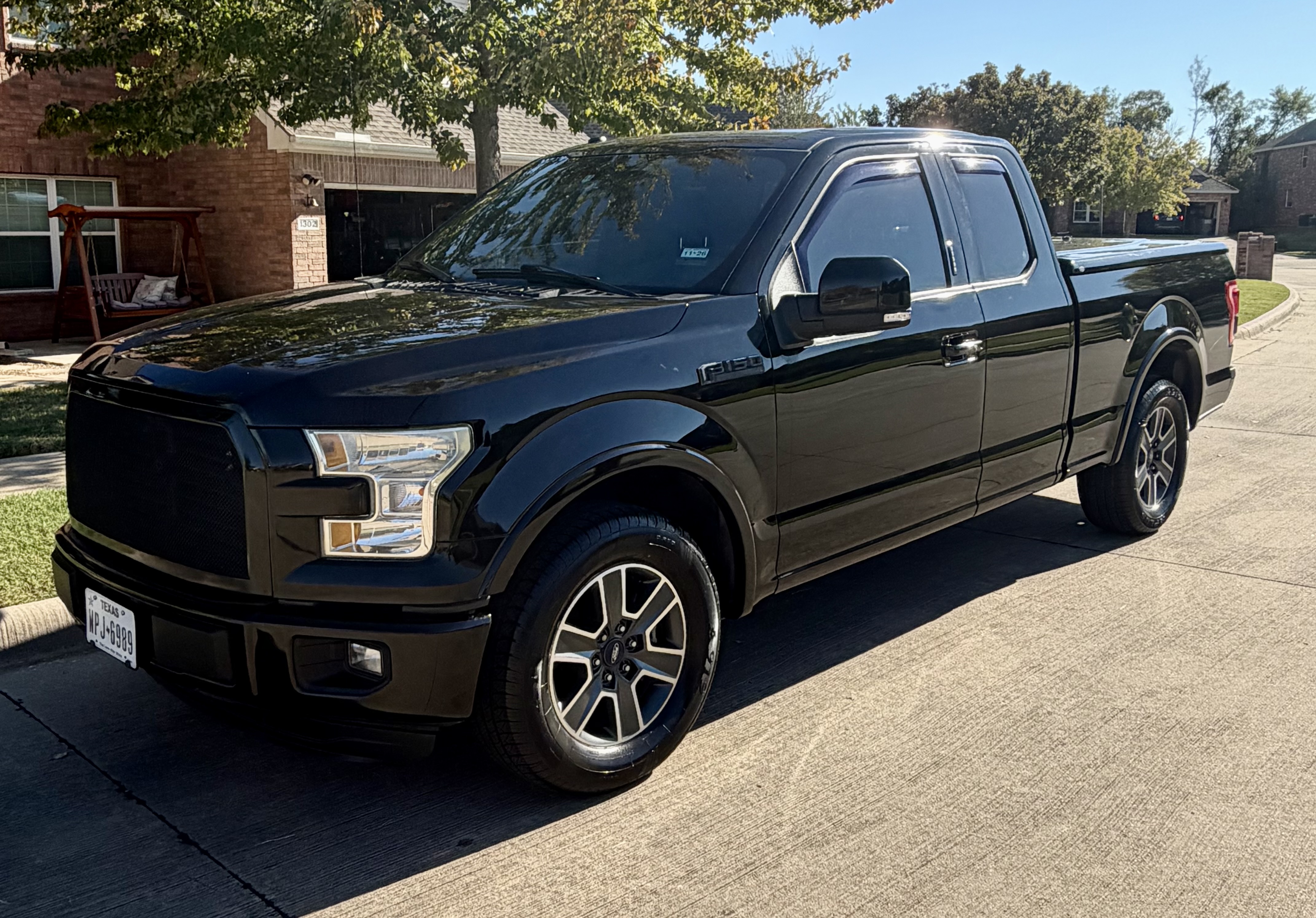 Used 2016 Ford F150 Lariat RWD image 5