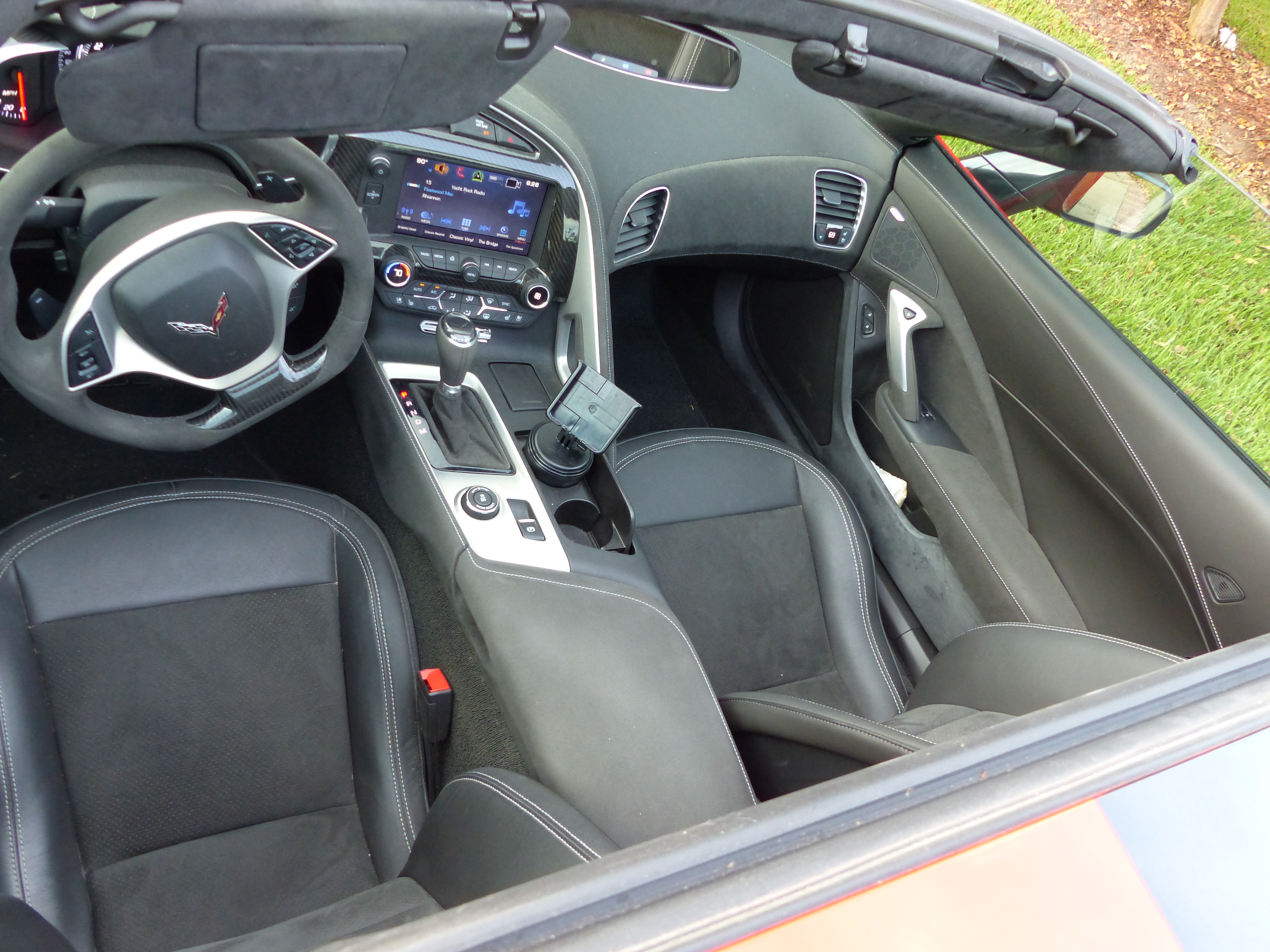 Used 2017 Chevrolet Corvette Grand Sport RWD image 2