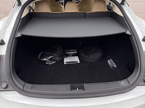 Used 2015 Tesla Model S 70 image 10