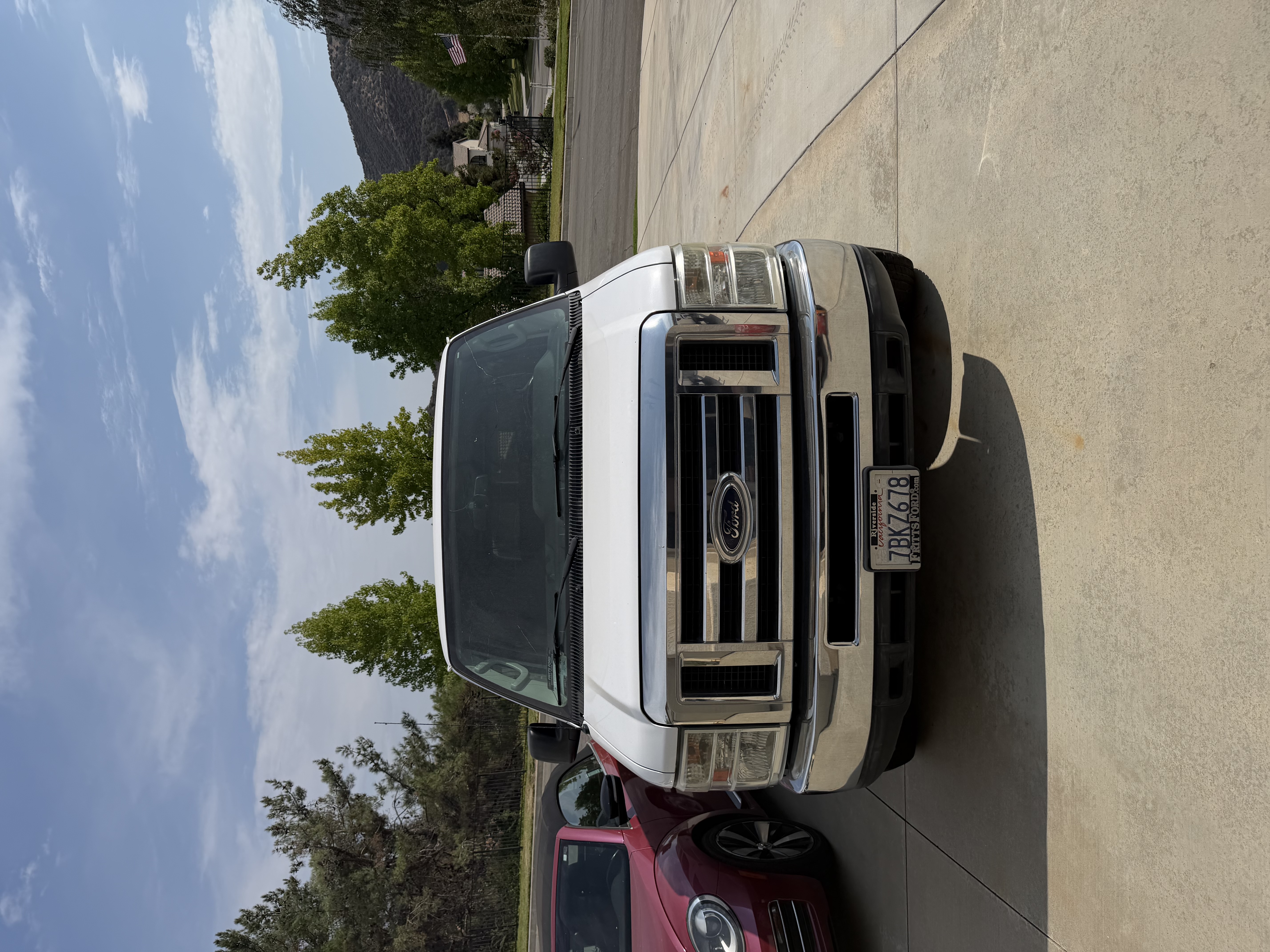 Used 2014 Ford E-350 and Econoline 350 XLT RWD image 1