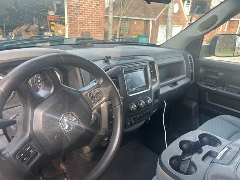 Used 2013 RAM 1500 Express image 14