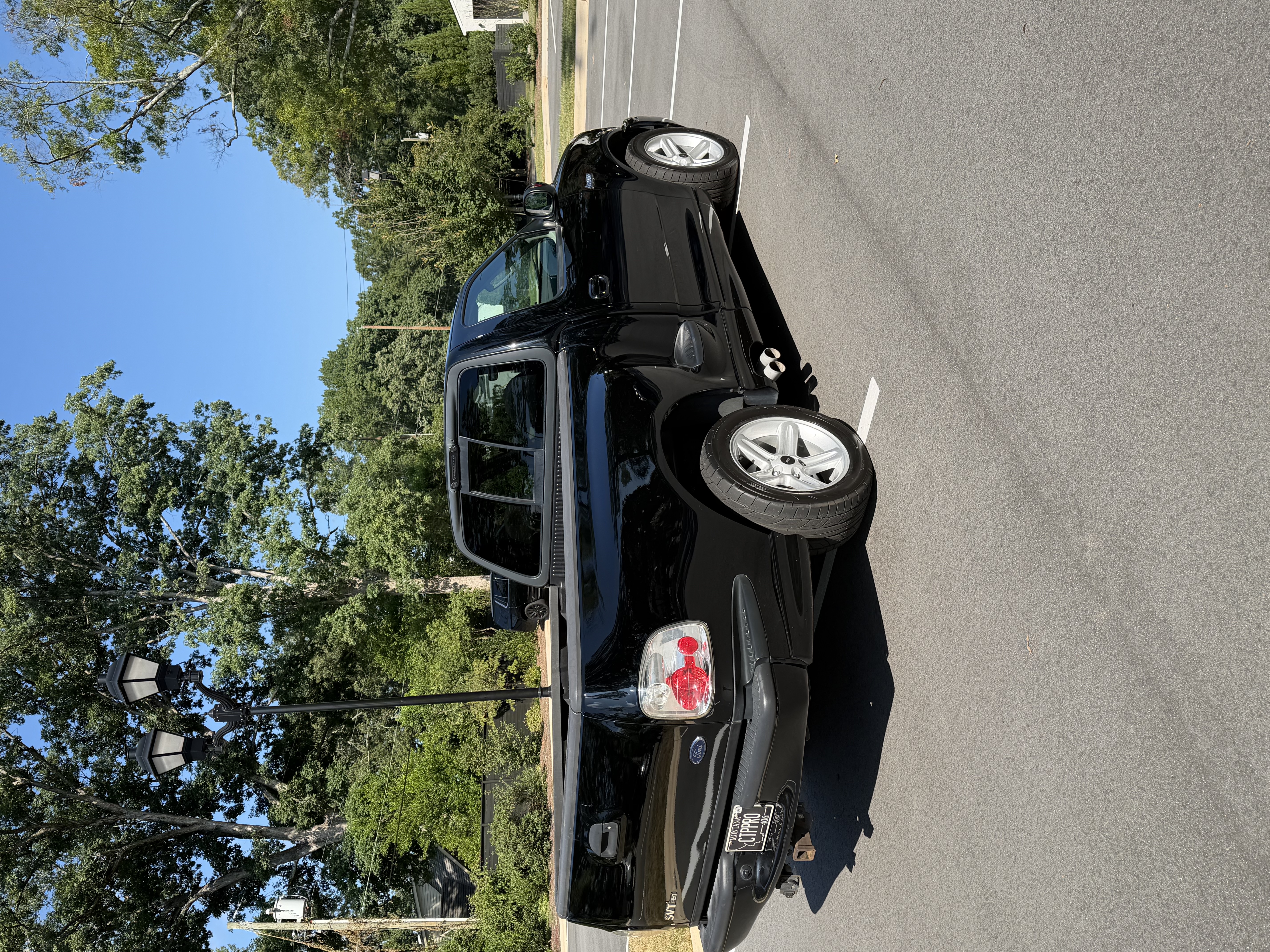 Used 2003 Ford F150 Lightning RWD image 6
