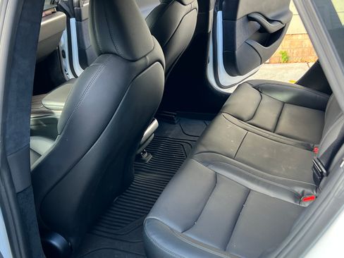 Used 2021 Tesla Model S Long Range image 12