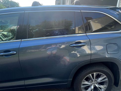 Used 2015 Toyota Highlander XLE AWD/4WD image 13