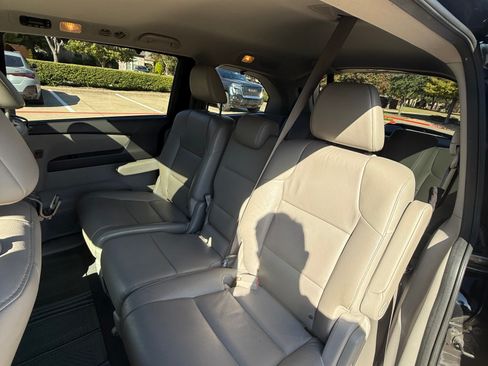 Used 2014 Honda Odyssey EX-L image 15