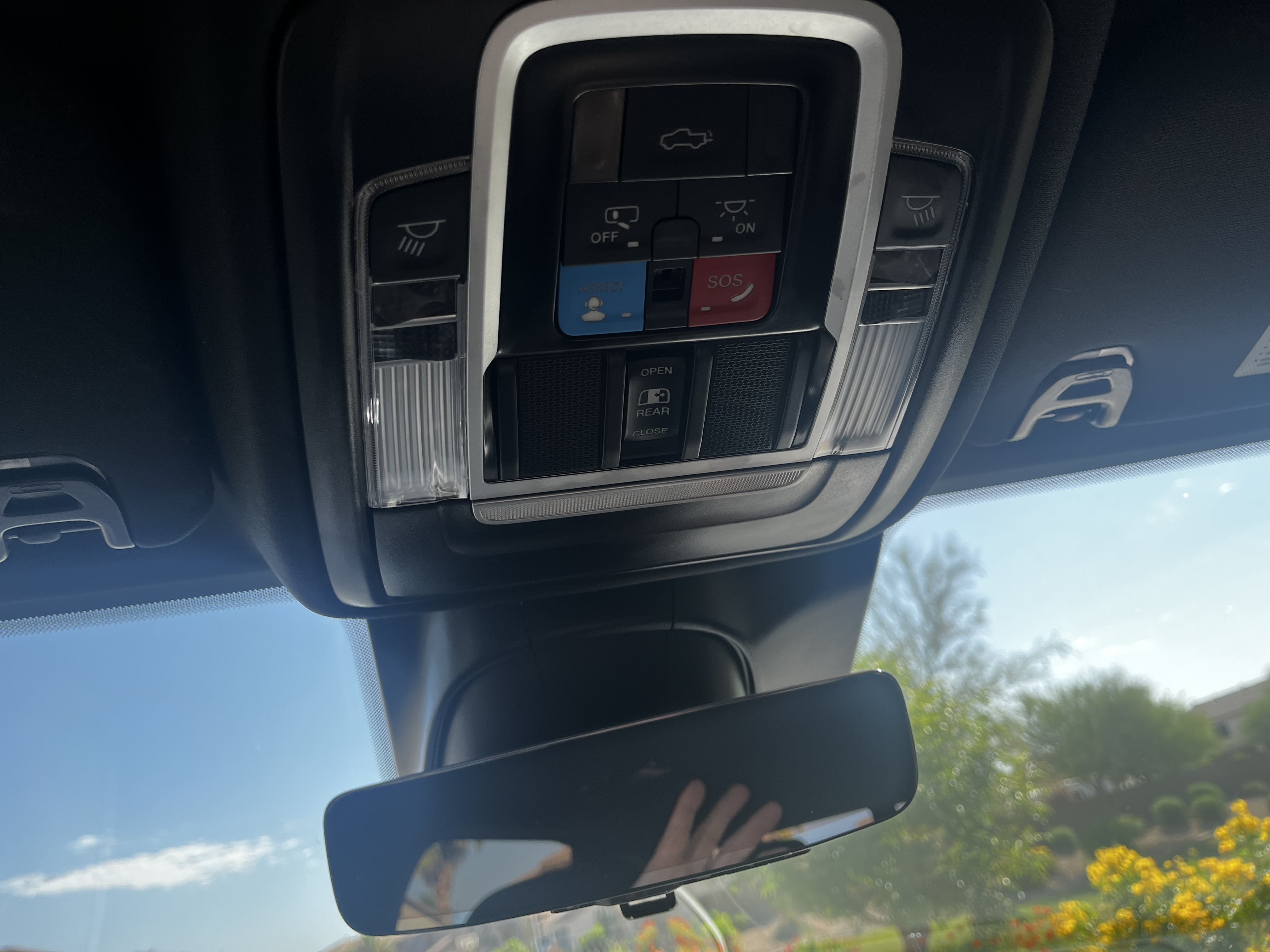 Used 2024 RAM 2500 Limited AWD/4WD image 19