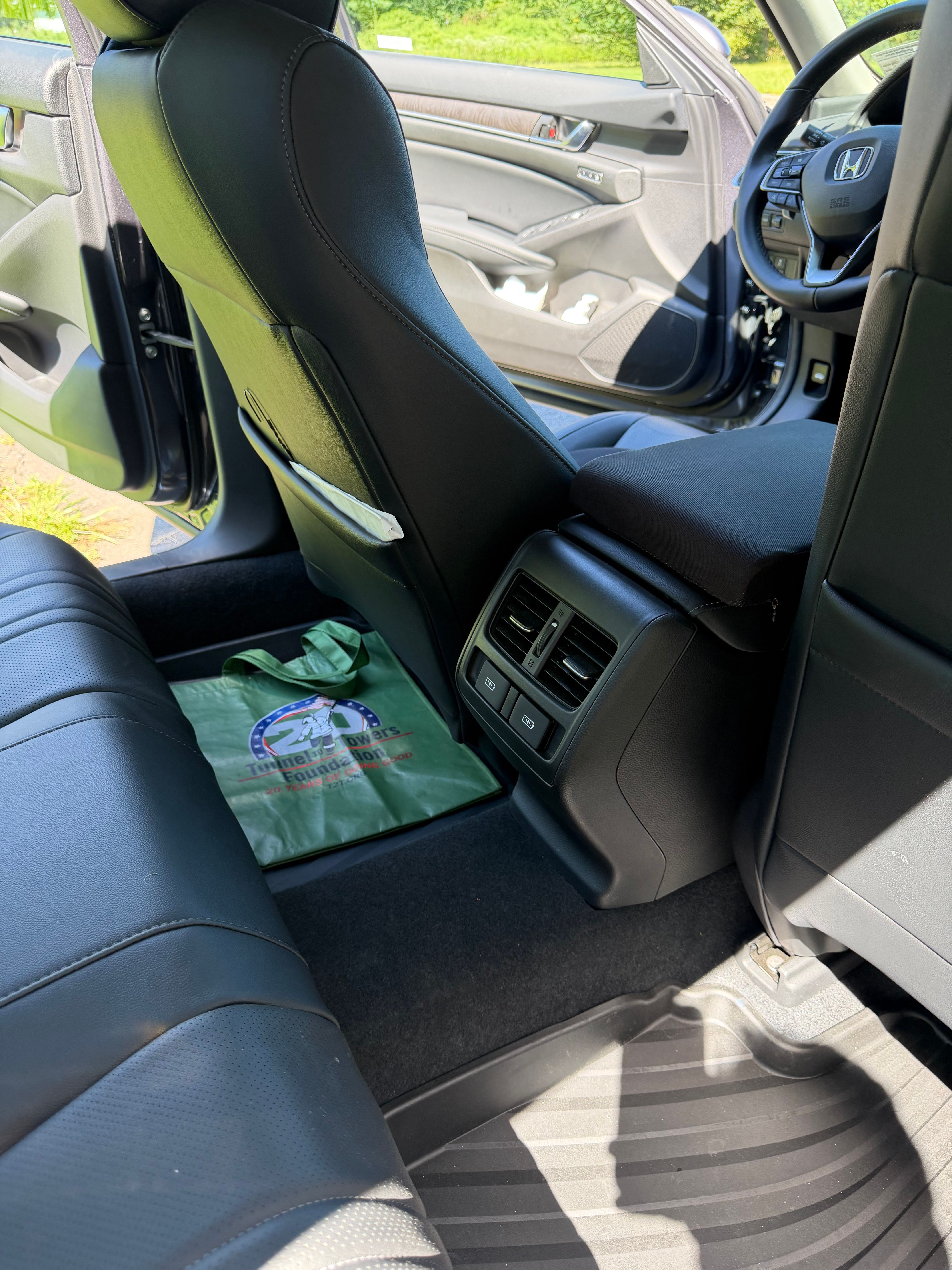 Used 2022 Honda Accord Touring image 16