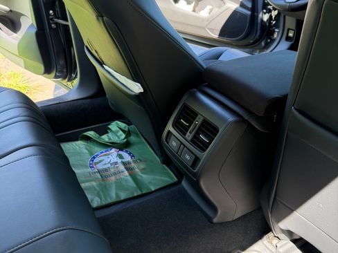 Used 2022 Honda Accord Touring image 17