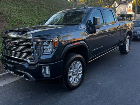 Used 2022 GMC Sierra 2500 Denali w/ Denali Ultimate Package image 1