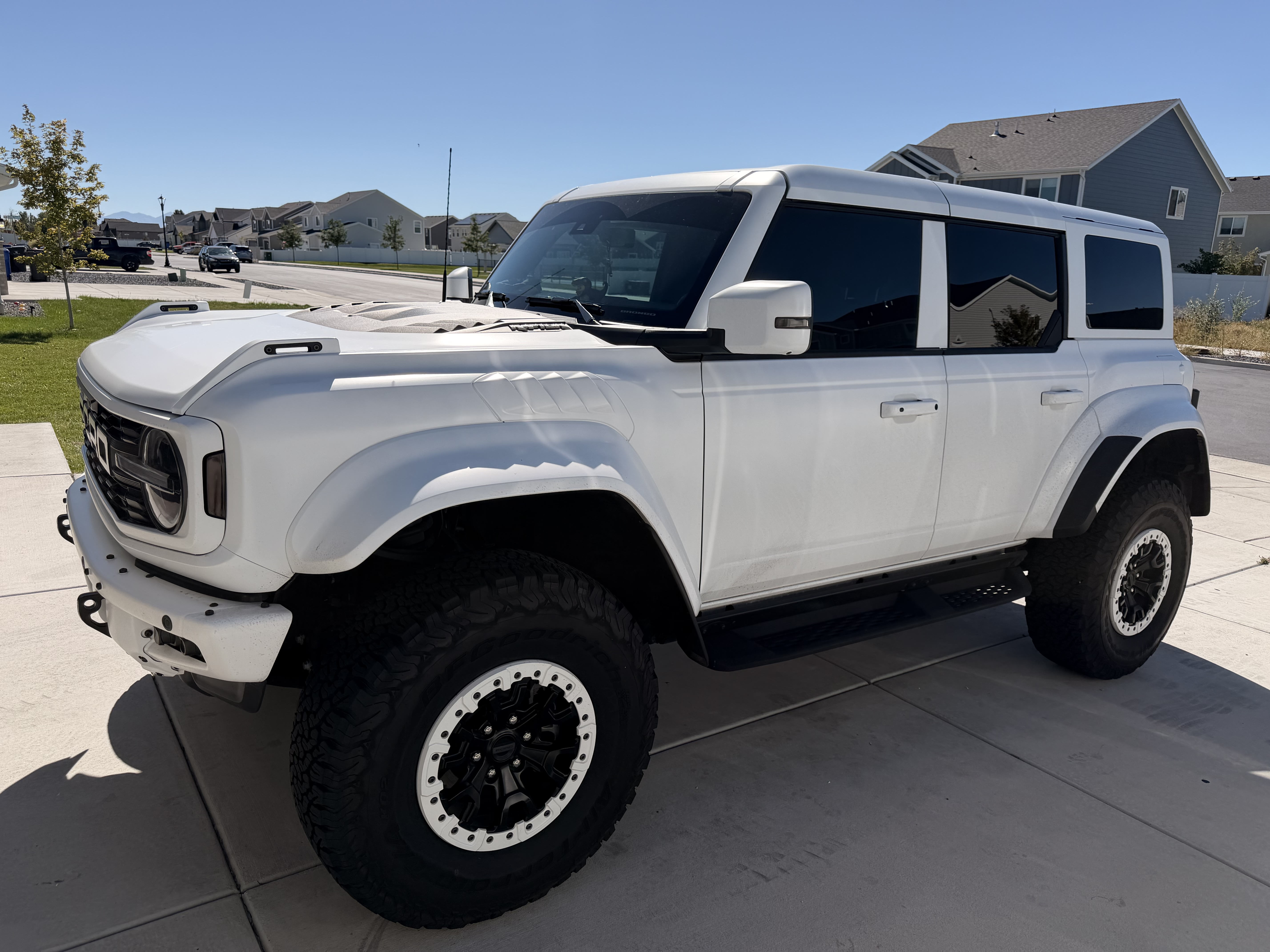 Used 2025 Ford Bronco Raptor AWD/4WD image 1
